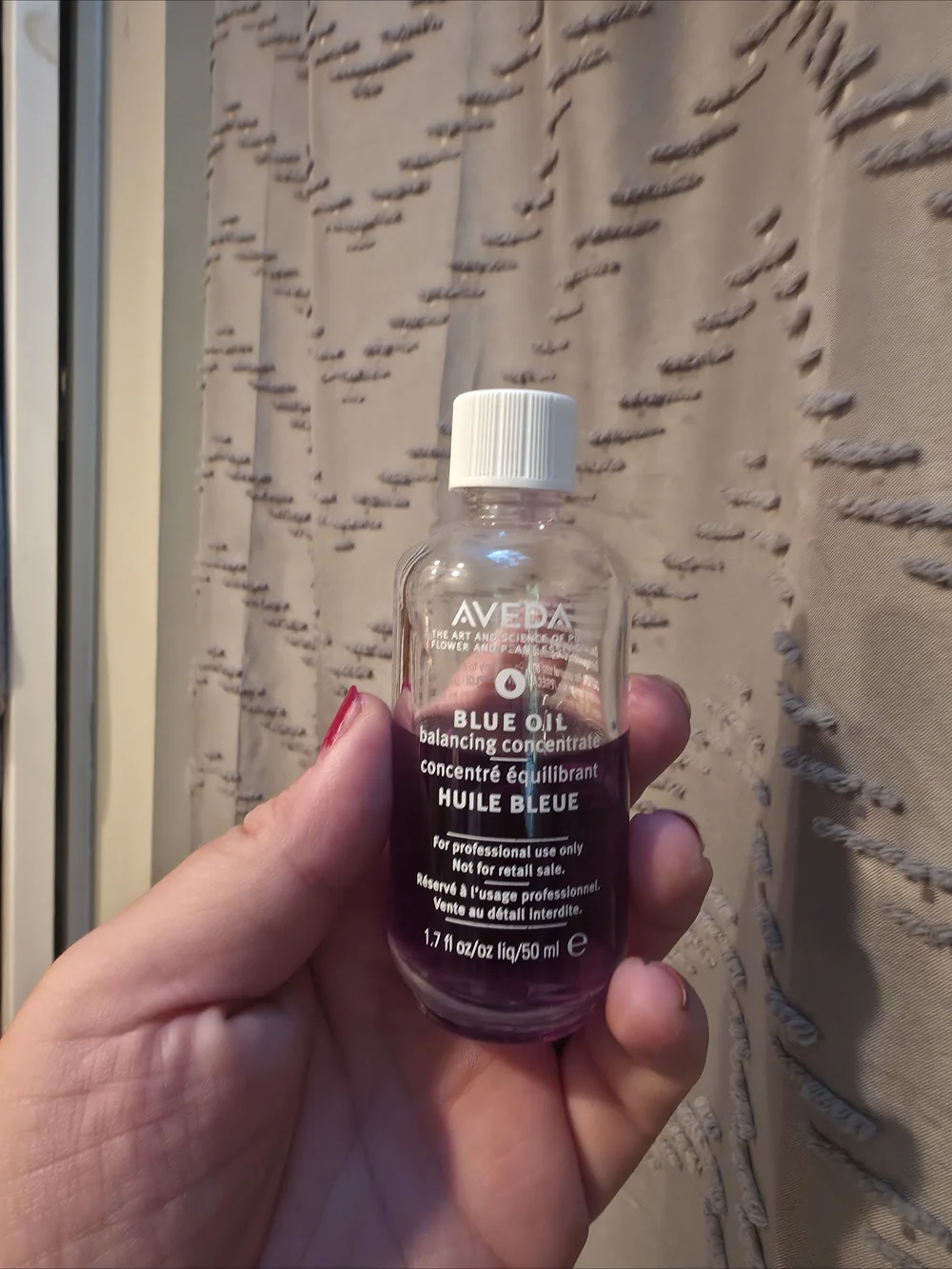 AVEDA Blue Oil Balancing Concentrate - Purple Bottle White Cap